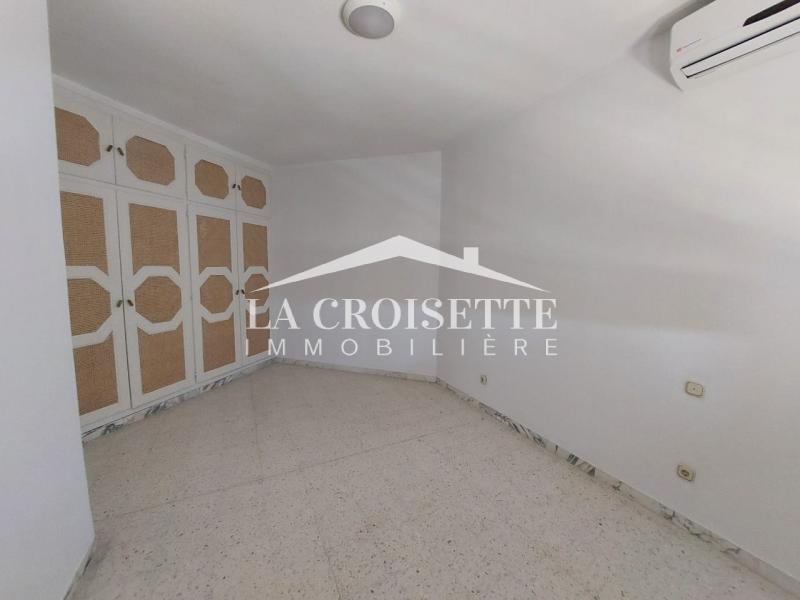 Villa S+6 à La Marsa